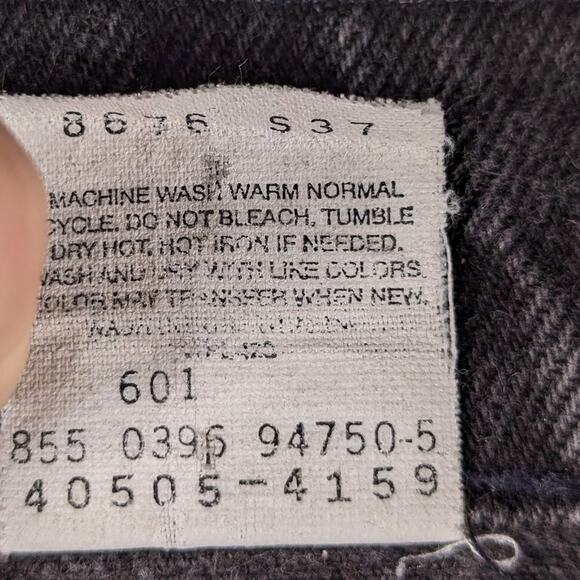 Levi’s 505 Cutoff Shorts 34x32 Black Denim Frayed Hem Vintage Wash Straight Fit - Picture 4 of 5